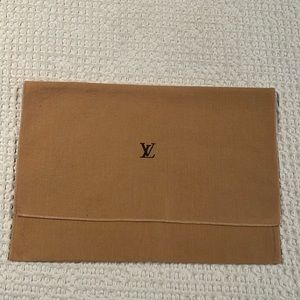 Small signature LV Dust Bag